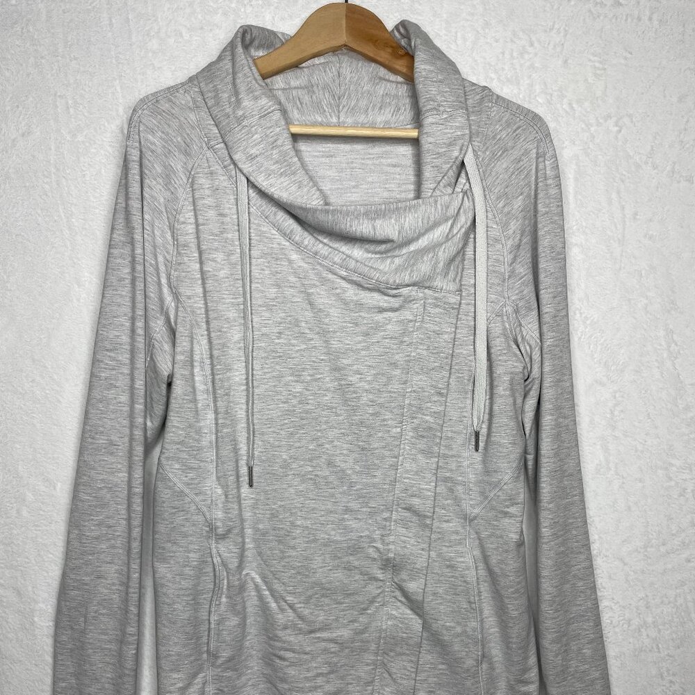 Lululemon Coast Easy Wrap Womens Size 10 Heathered Core Gray Sweatshirt